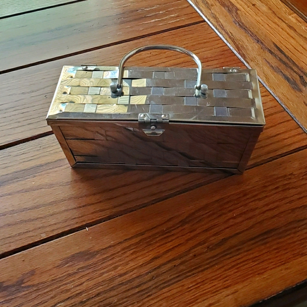 Vintage silver metal basket bag